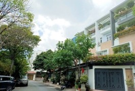 Bán nhà Hẻm Xe Hơi KDC Cao Cấp 5 Tầng 77m2_4x19m Gần Tô Ngọc Vân Tam Bình Thủ Đức Chỉ 7,4 tỷ